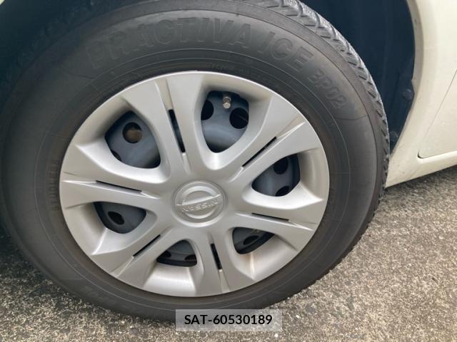 Nissan NOTE 2018-03 8316127-13