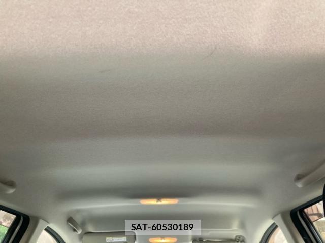 Nissan NOTE 2018-03 8316127-6