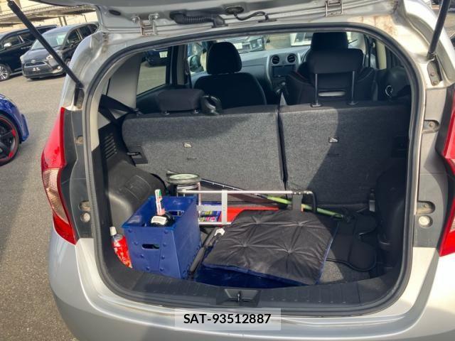 Nissan NOTE 2013-02 8316145-6