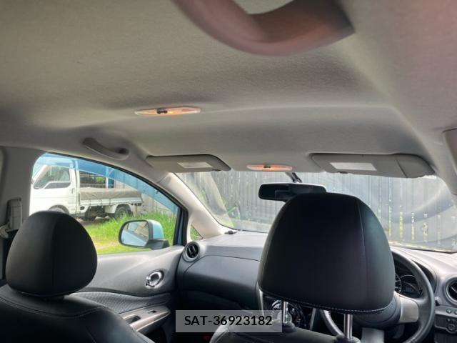 Nissan NOTE 2012-12 8316136-11