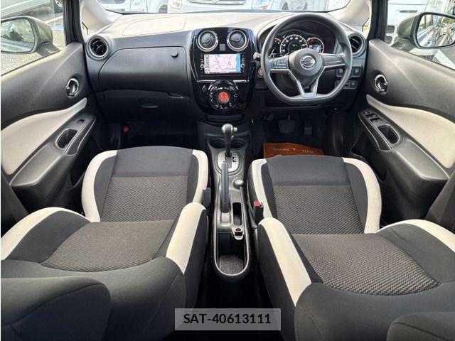 Nissan NOTE 2017-05 8316118-5