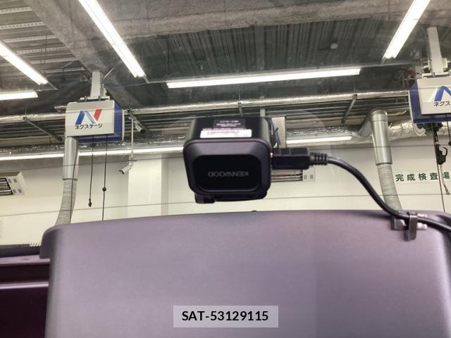 Nissan NOTE 2014-06 8316144-12