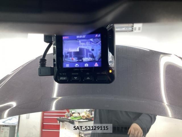 Nissan NOTE 2014-06 8316144-15