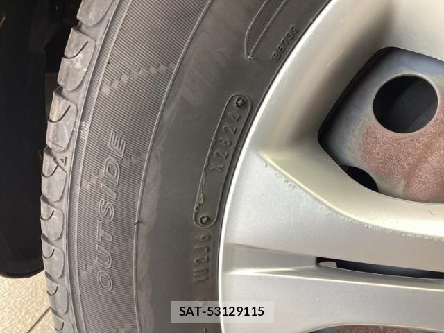 Nissan NOTE 2014-06 8316144-6