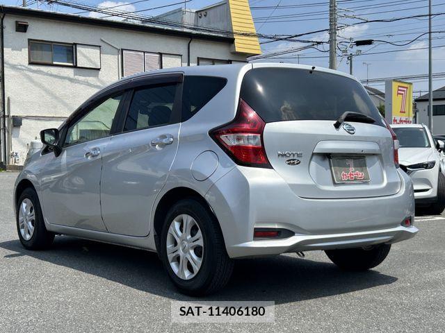 Nissan NOTE 2017-09 8316119-26