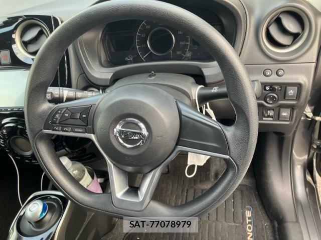 Nissan NOTE 2017-10 8316131-21