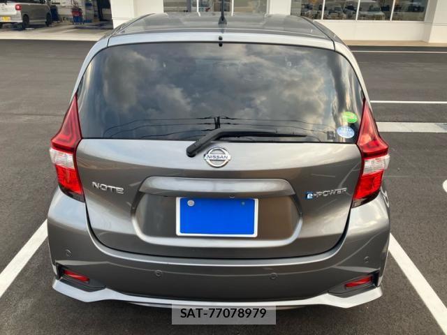 Nissan NOTE 2017-10 8316131-7