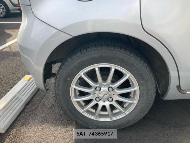Nissan NOTE 2011-02 8316148-17