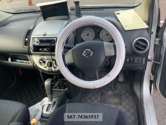 Nissan NOTE 2011-02 8316148-5