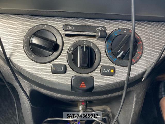 Nissan NOTE 2011-02 8316148-7