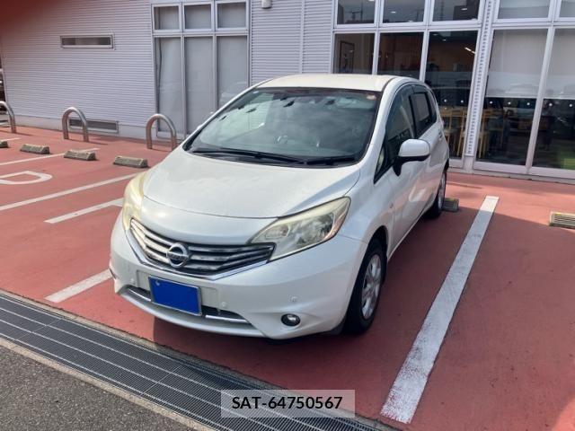 Nissan NOTE 2014-04 8316140-0