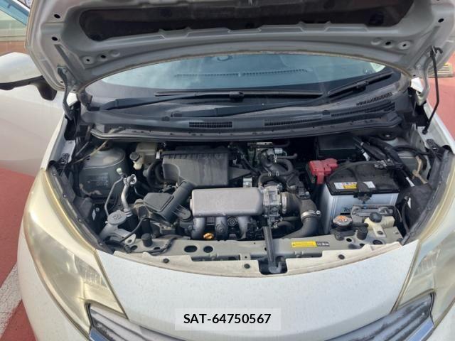 Nissan NOTE 2014-04 8316140-15