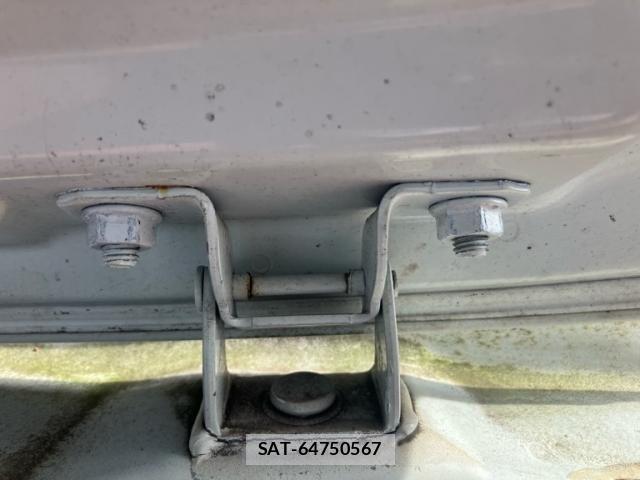 Nissan NOTE 2014-04 8316140-25