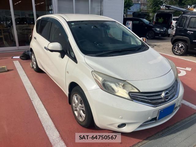 Nissan NOTE 2014-04 8316140-3