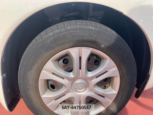 Nissan NOTE 2014-04 8316140-5