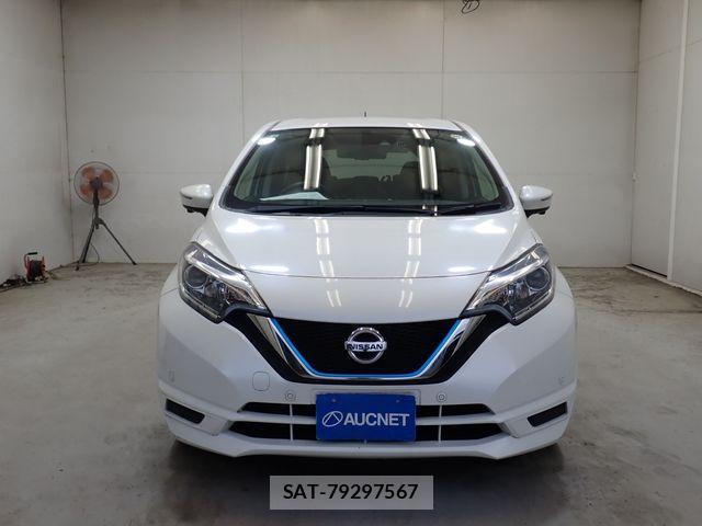 Nissan NOTE 2017-07 8337193-5