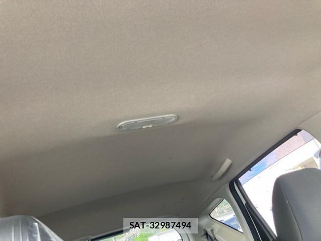 Nissan NOTE 2018-11 8337219-19