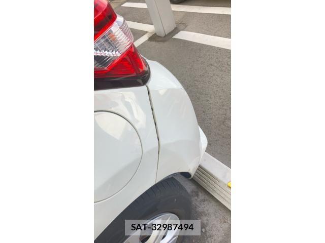 Nissan NOTE 2018-11 8337219-20