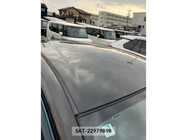 Nissan NOTE 2013-02 8337232-9