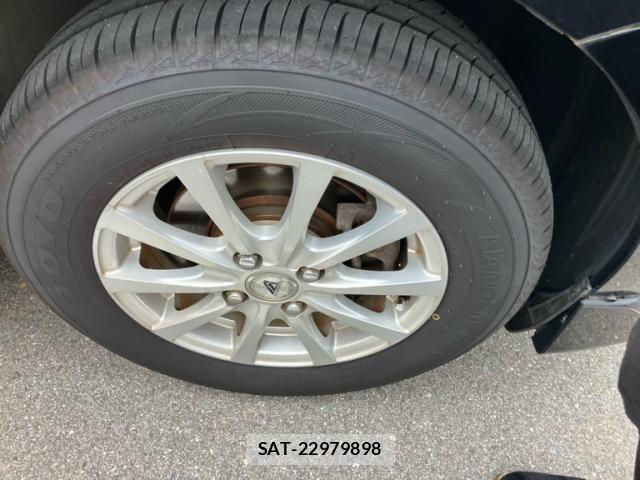 Nissan NOTE 2013-02 8337232-8