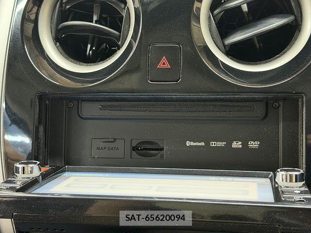 Nissan NOTE 2014-05 8337222-12