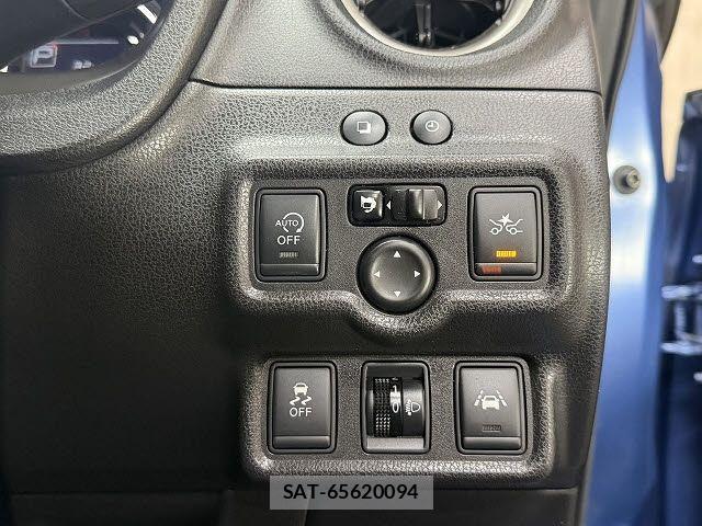 Nissan NOTE 2014-05 8337222-15