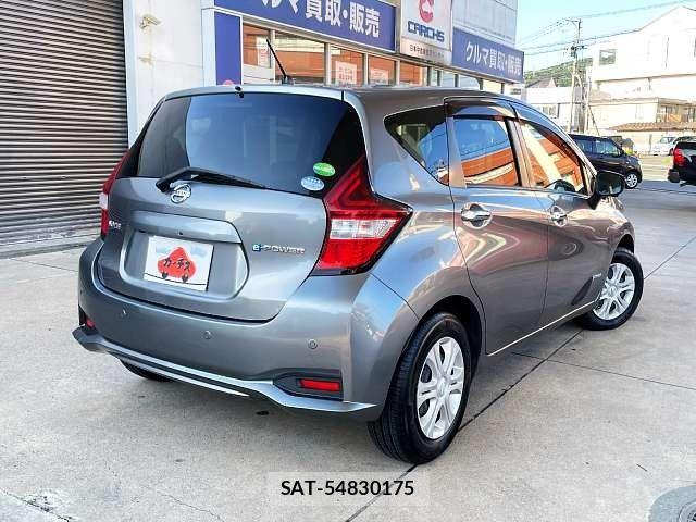 Nissan NOTE 2017-09 8337207-2