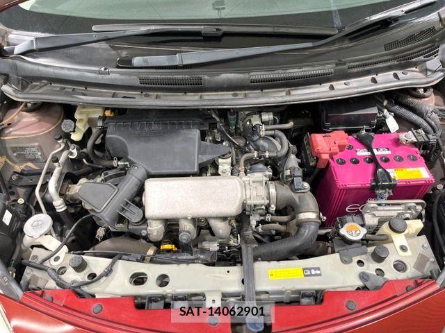Nissan NOTE 2013-05 8337224-17