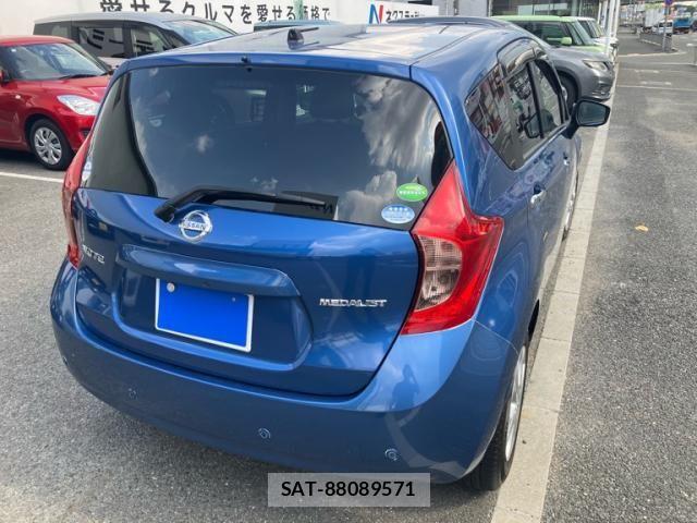 Nissan NOTE 2016-02 8337221-3
