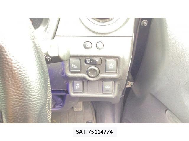 Nissan NOTE 2018-03 8337212-15