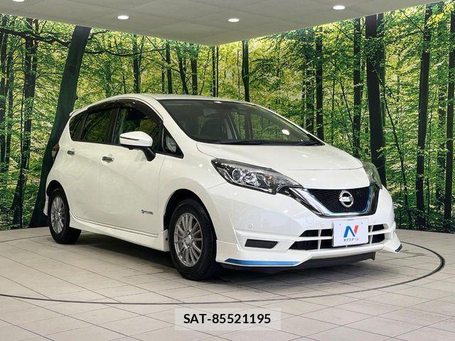 Nissan NOTE 2016-11 8337215-16