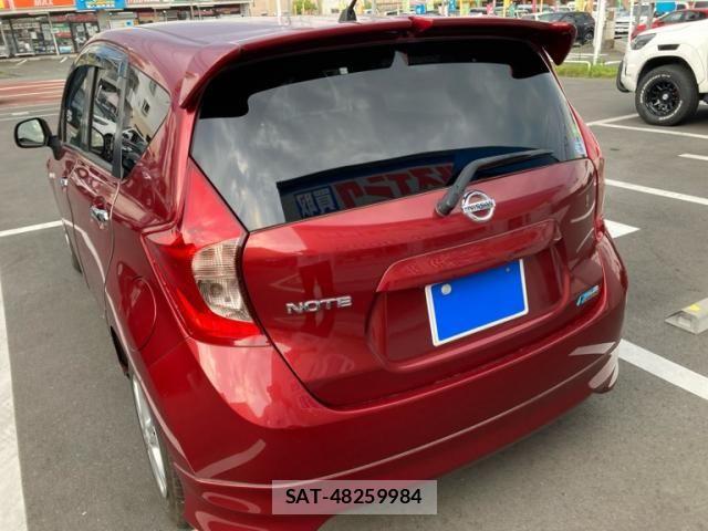 Nissan NOTE 2013-03 8337227-3