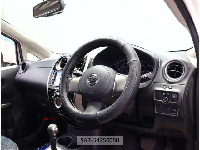 Nissan NOTE 2013-07 8337223-10