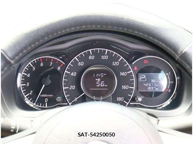 Nissan NOTE 2013-07 8337223-11