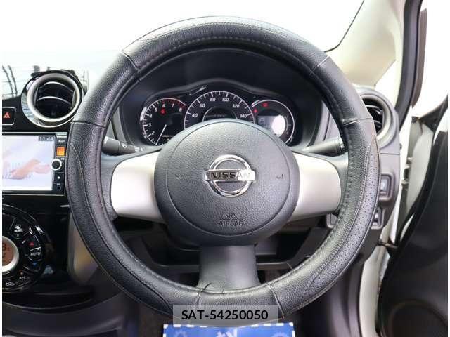 Nissan NOTE 2013-07 8337223-12