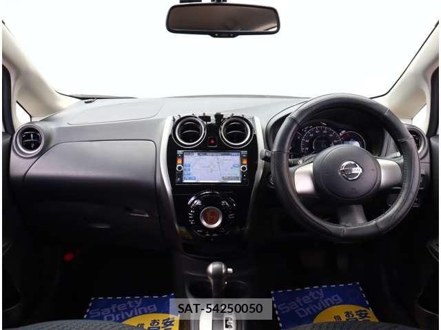 Nissan NOTE 2013-07 8337223-1