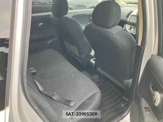 Nissan NOTE 2011-08 8337230-11