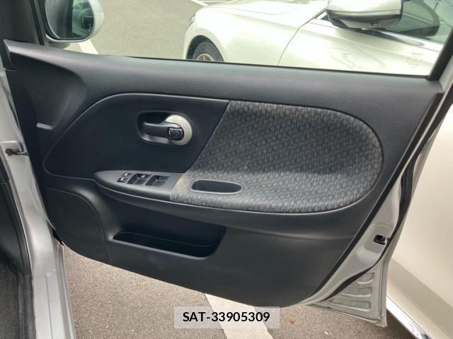 Nissan NOTE 2011-08 8337230-13