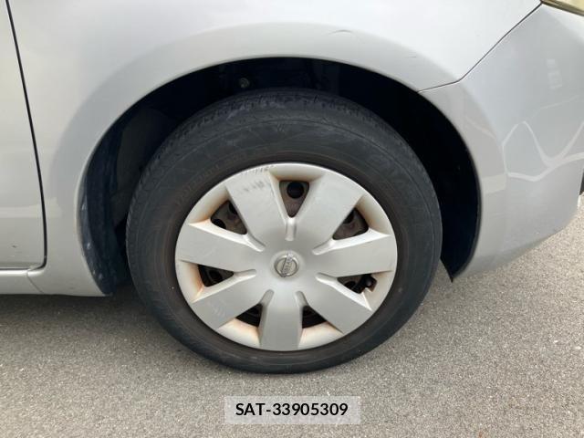 Nissan NOTE 2011-08 8337230-7