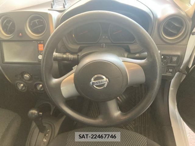 Nissan NOTE 2013-05 8337228-11