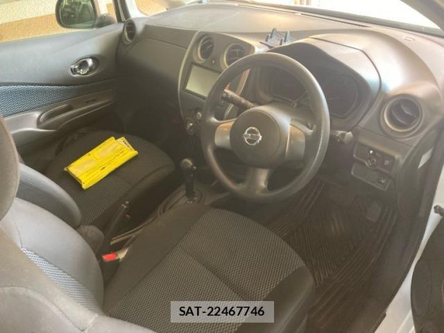 Nissan NOTE 2013-05 8337228-8