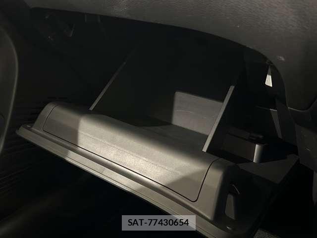 Nissan NOTE 2021-07 8337204-23