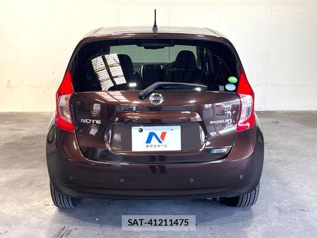 Nissan NOTE 2015-07 8337216-16