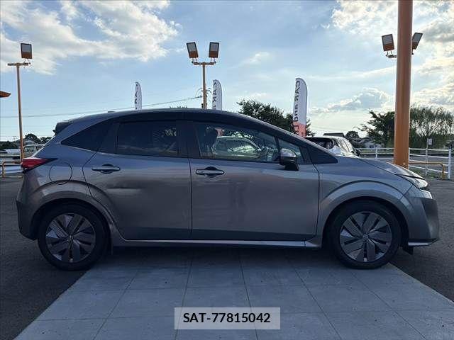 Nissan NOTE 2022-11 8337200-11