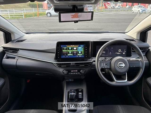 Nissan NOTE 2022-11 8337200-1
