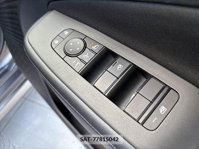 Nissan NOTE 2022-11 8337200-21