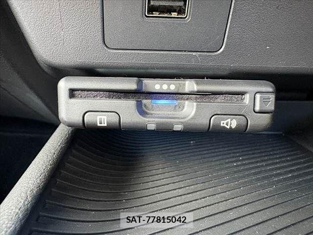 Nissan NOTE 2022-11 8337200-6