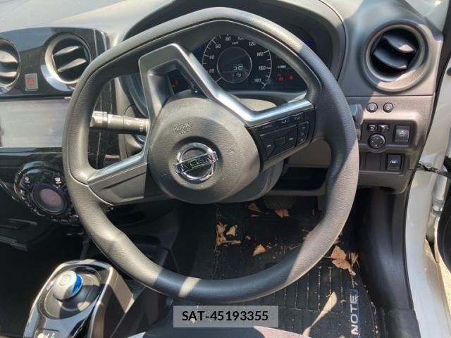 Nissan NOTE 2018-09 8337220-10
