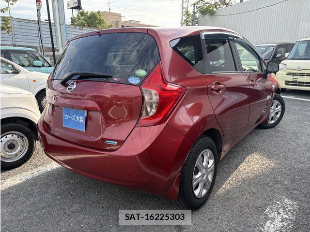 Nissan NOTE 2013-07 8337225-3