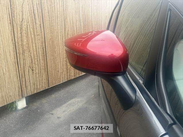 Nissan NOTE 2015-05 8337205-22